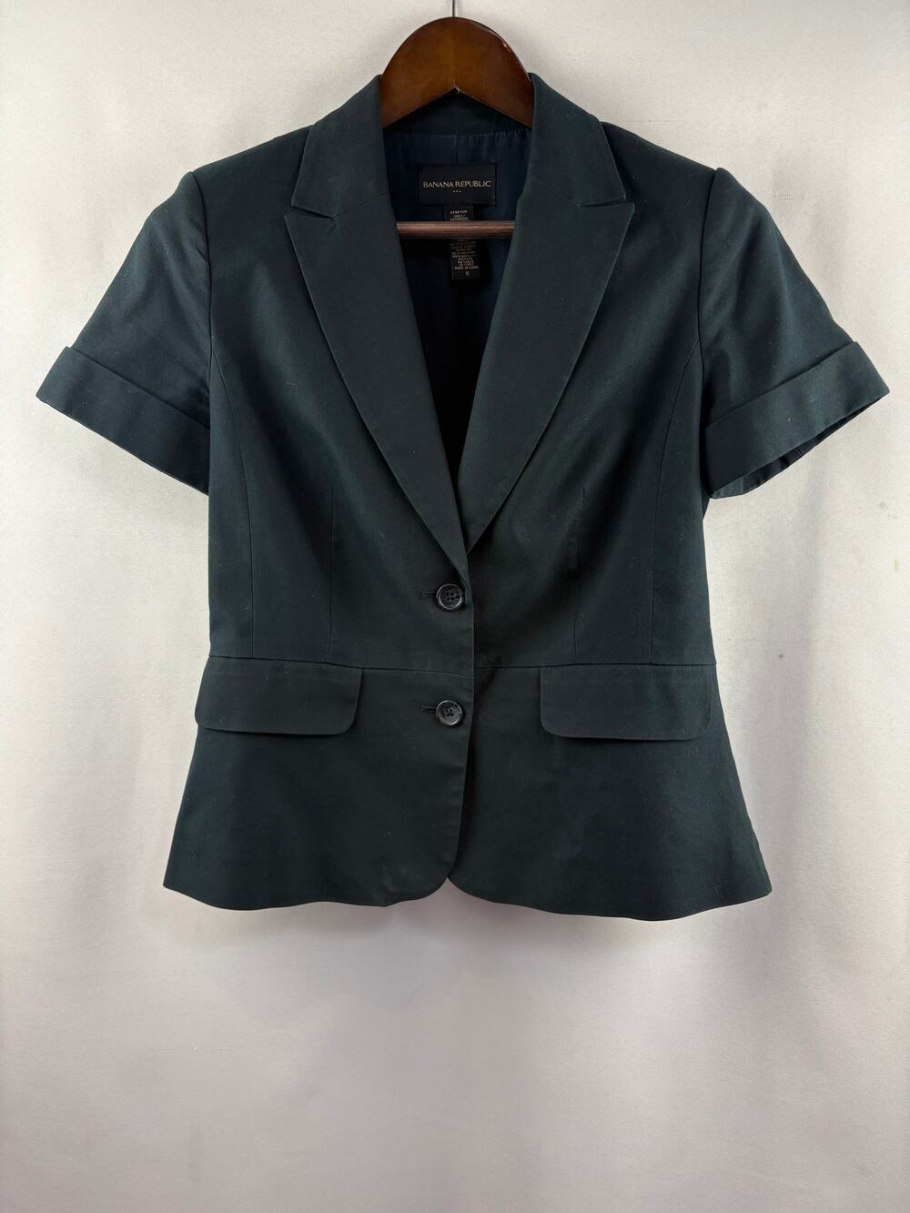 Women’s Banana Republic Size 6 Black Short Sleeve Blazer